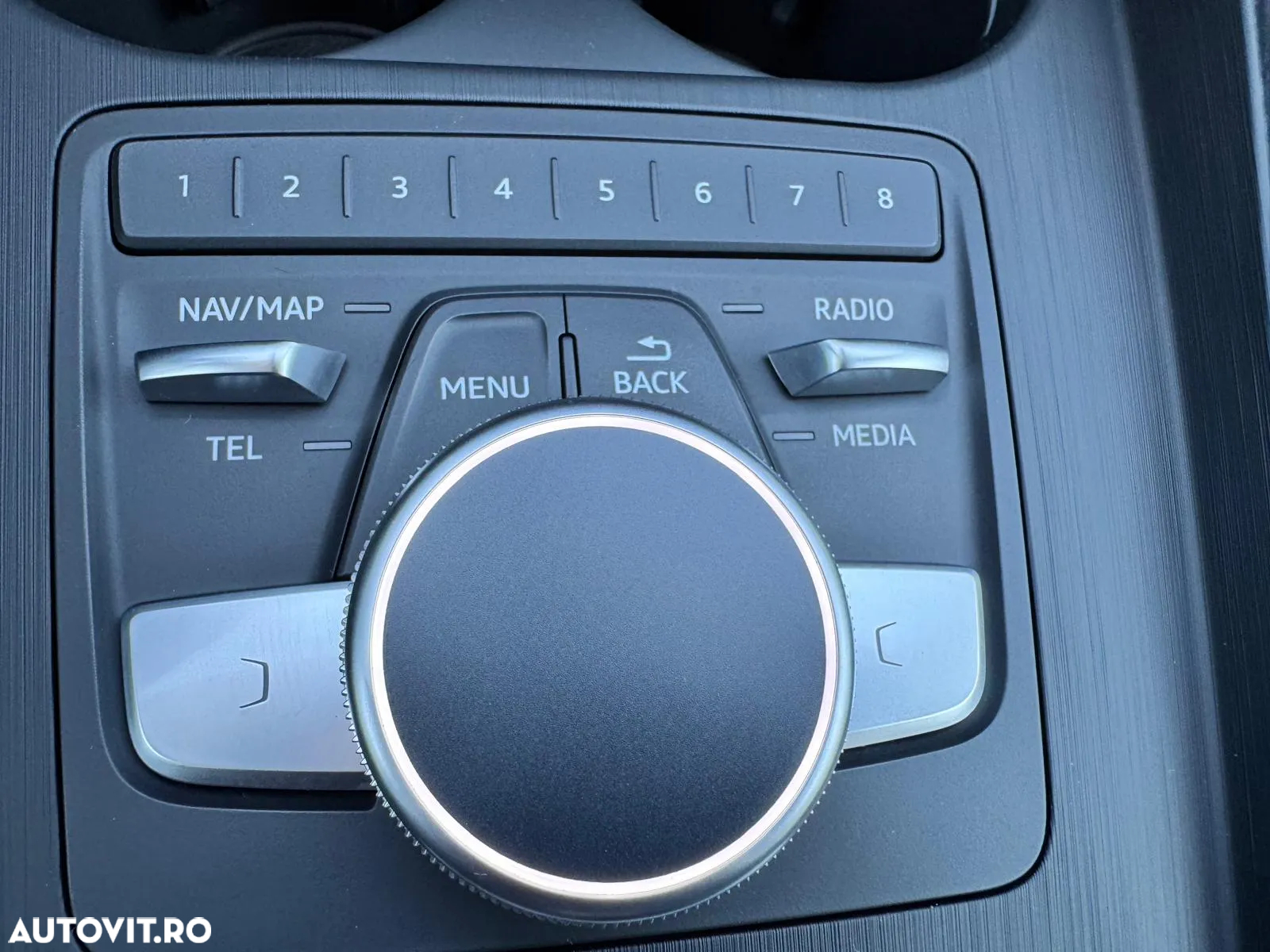 Audi A4 2.0 TDI S tronic - 37