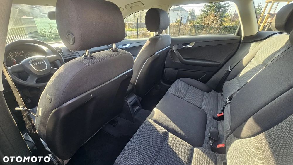 Audi A3 Sportback 1.6 Ambition - 13