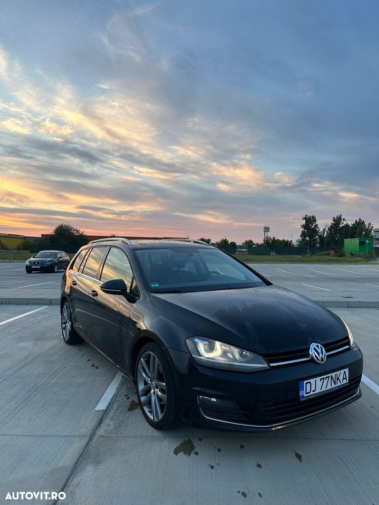 Volkswagen Golf - 1