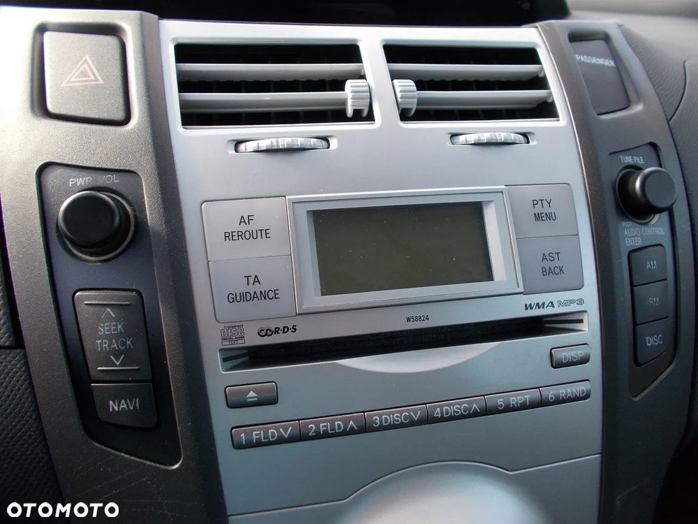 Toyota Yaris 1.0 VVT-i Style - 22
