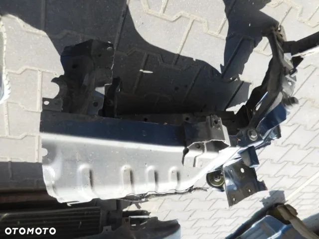 podłużnica fartuch OPEL ZAFIRA B II Z168 okular - 3