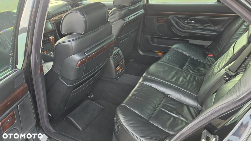 BMW Seria 7 750iL - 13
