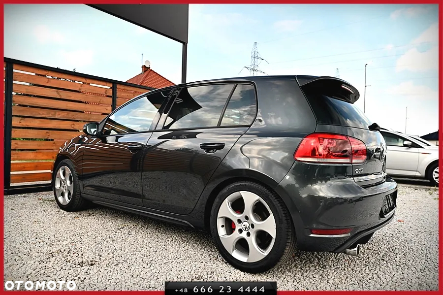 Volkswagen Golf 2.0 GTI - 9