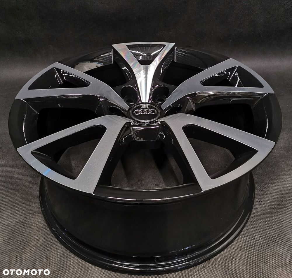 FELGI AUDI A3 A4 A6 A7 Q3 Q5 A8 S8 4G0 7,5J 18 ET37 5x112 4G0071498 - 3