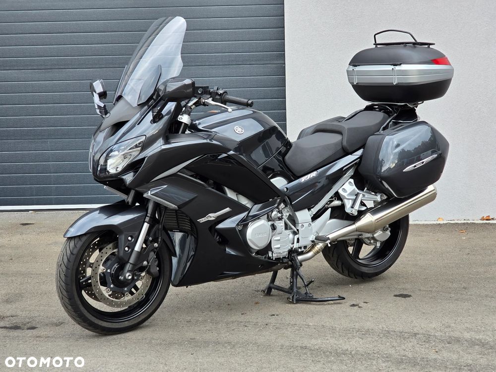 Yamaha FJR - 3
