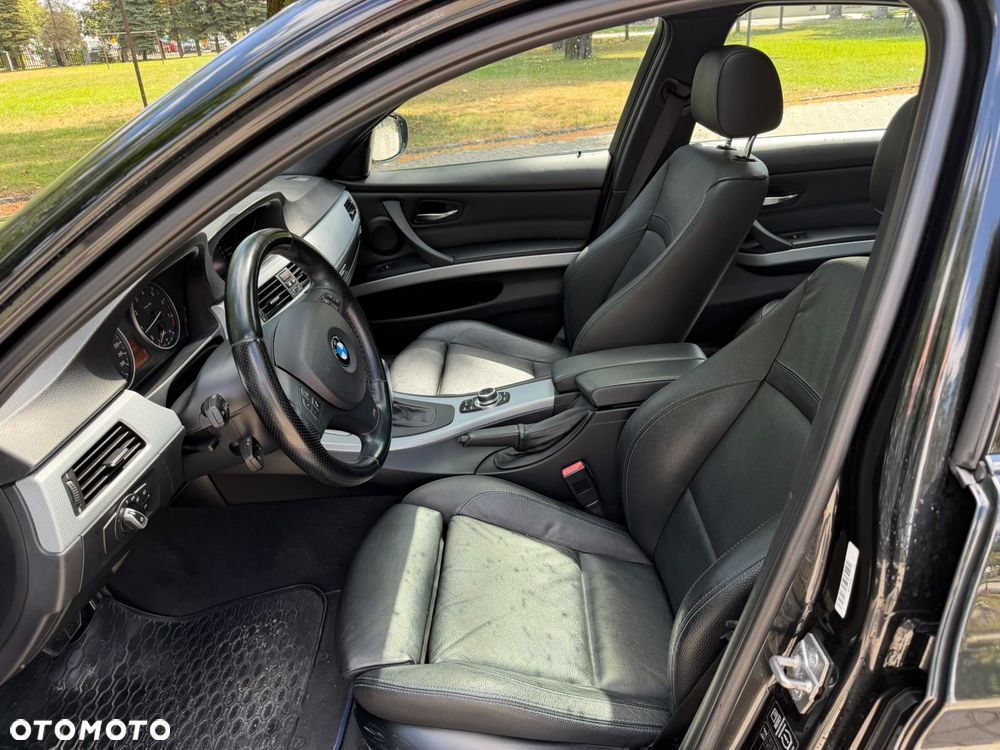 BMW Seria 3 320i - 11
