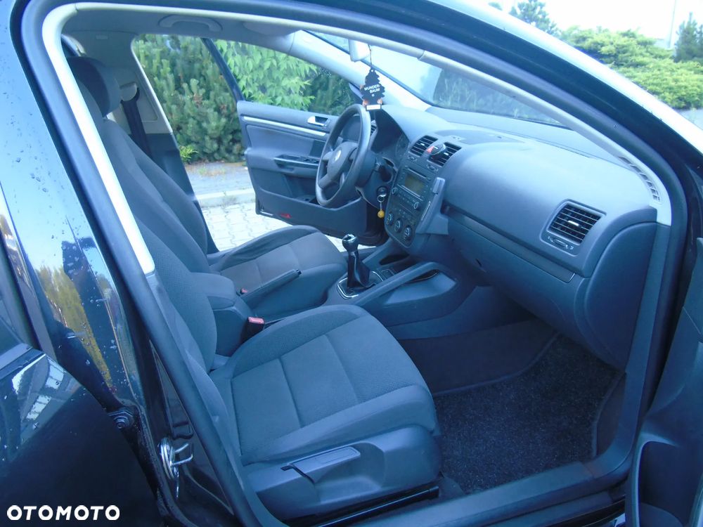 Volkswagen Golf - 12