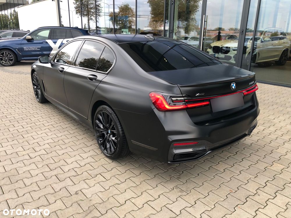 BMW Seria 7 740d xDrive - 21