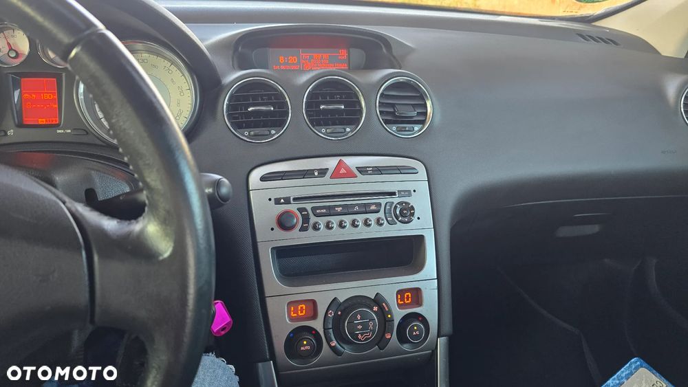 Peugeot 308 1.6 HDi Premium Plus - 40