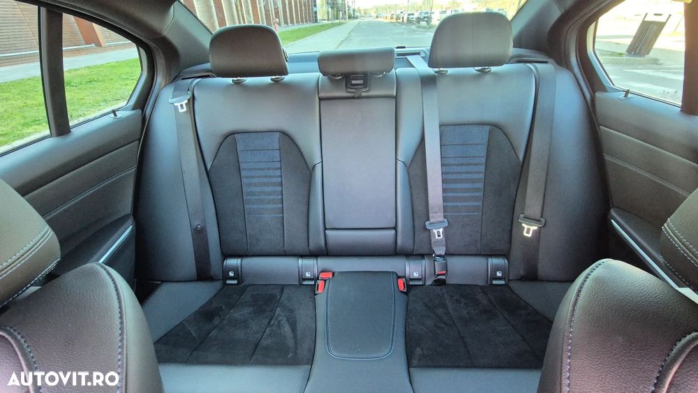 BMW Seria 3 318d Aut. Edition M Sport Shadow - 8