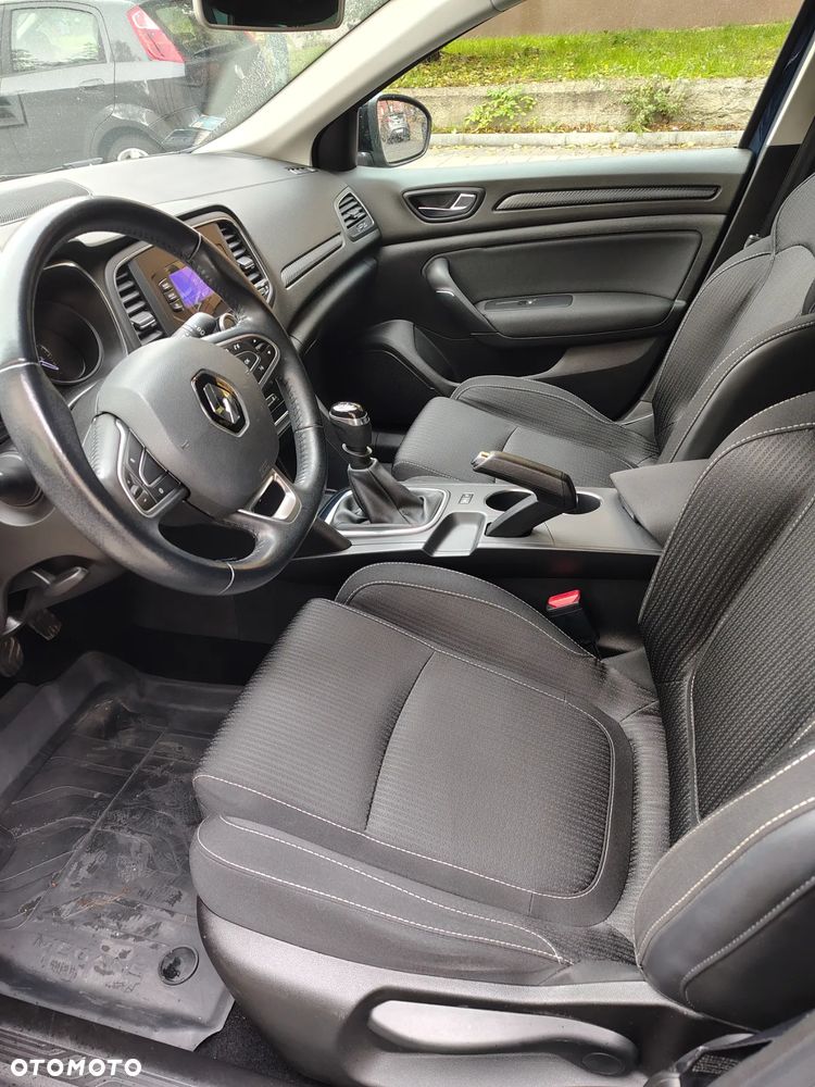 Renault Megane 1.6 SCe Limited - 13