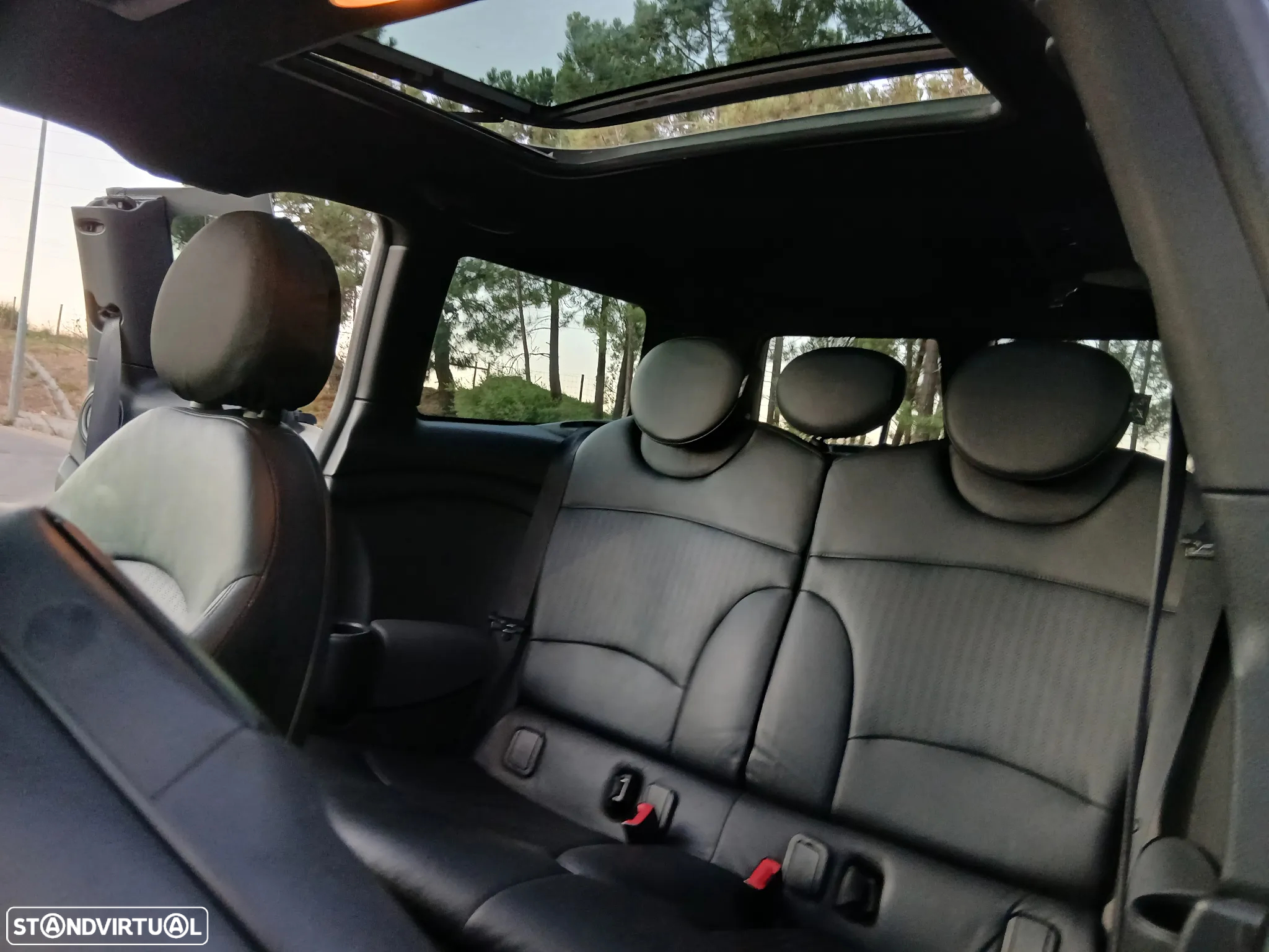 MINI Clubman Cooper D - 7