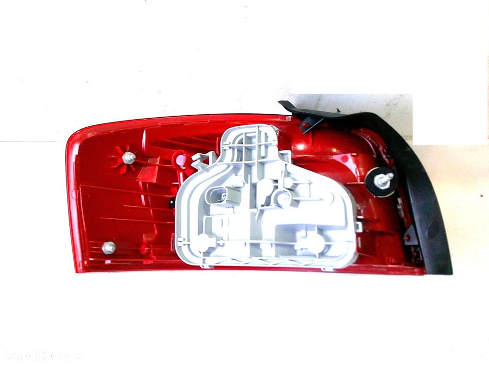 audi a3 8p3 lift 08r- 3d lampa tył lewa nowa oryginał tylna kol - 2