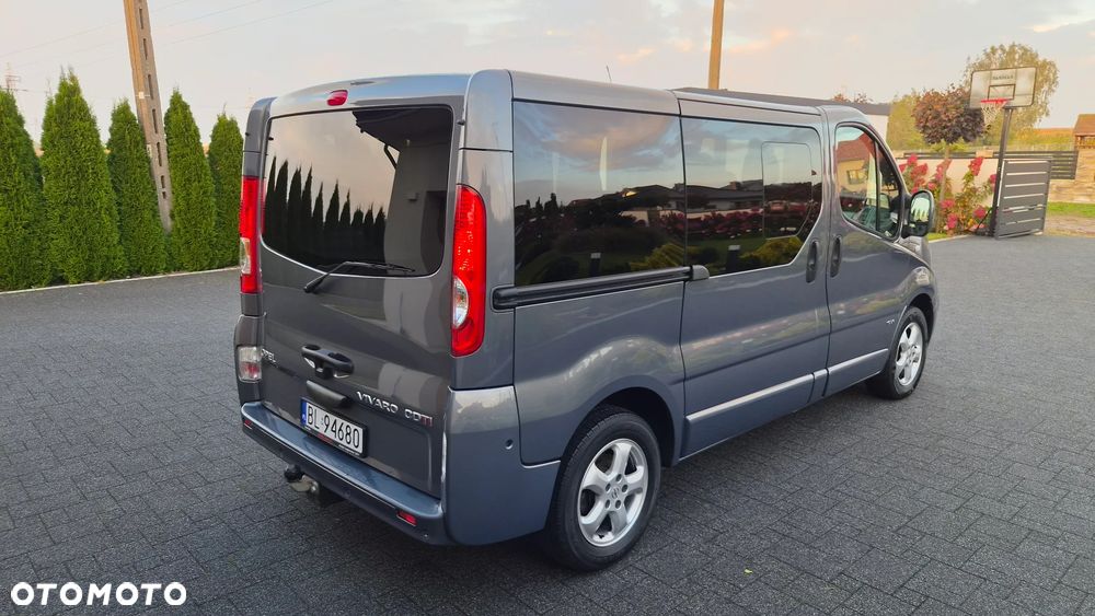 Opel Vivaro Tour Elegance L1H1 - 28