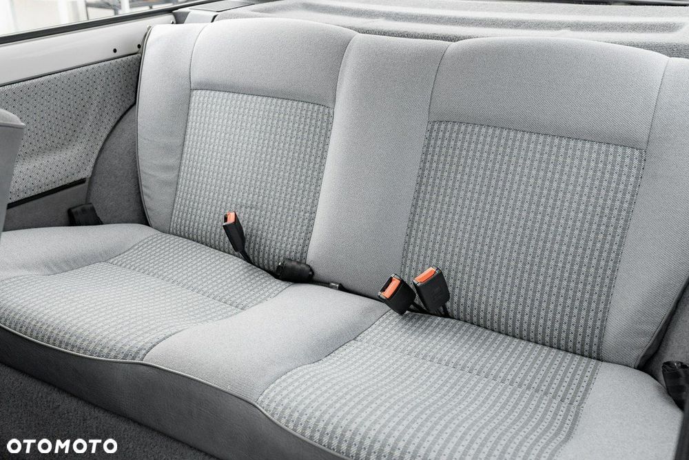 Volkswagen Polo - 17