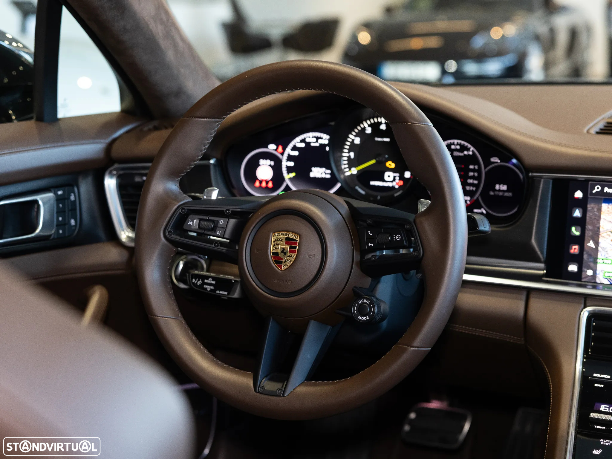 Porsche Panamera 4 E-Hybrid Platinum Edition - 45