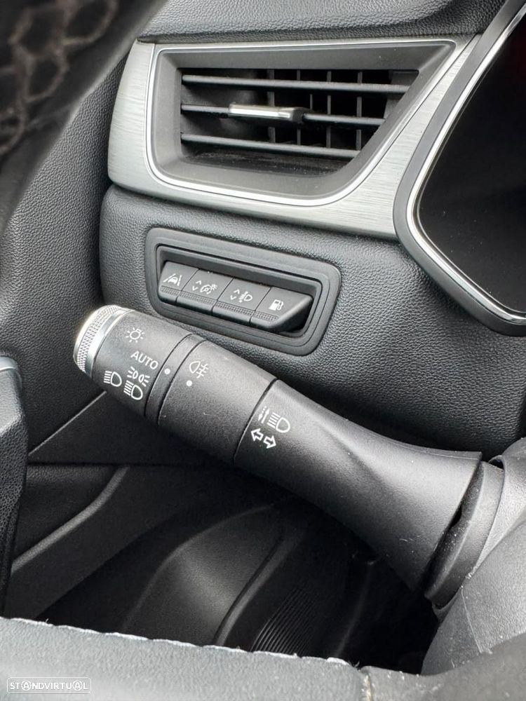 Renault Captur - 33