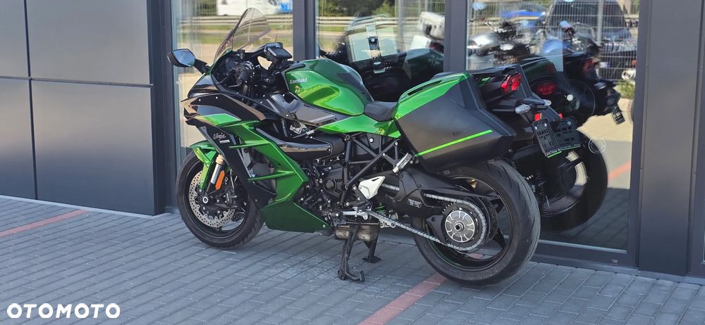 Kawasaki Ninja H2 SX - 28