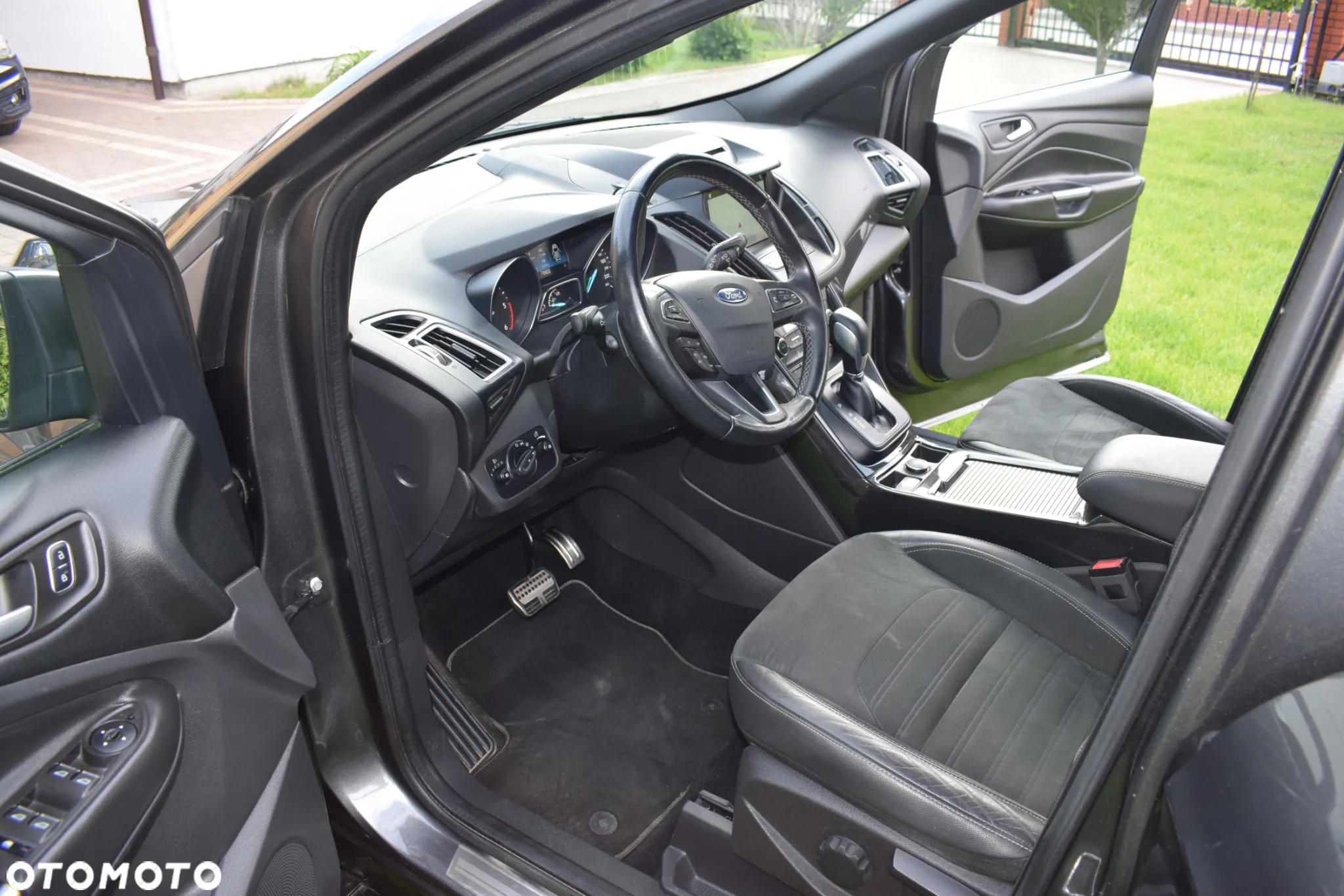 Ford Kuga 2.0 TDCi 4x4 ST-Line - 21