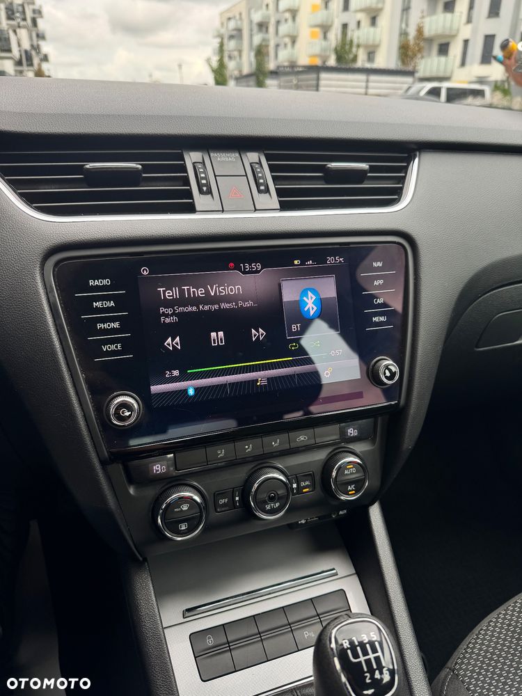 Skoda Octavia 1.4 TSI Ambition - 14