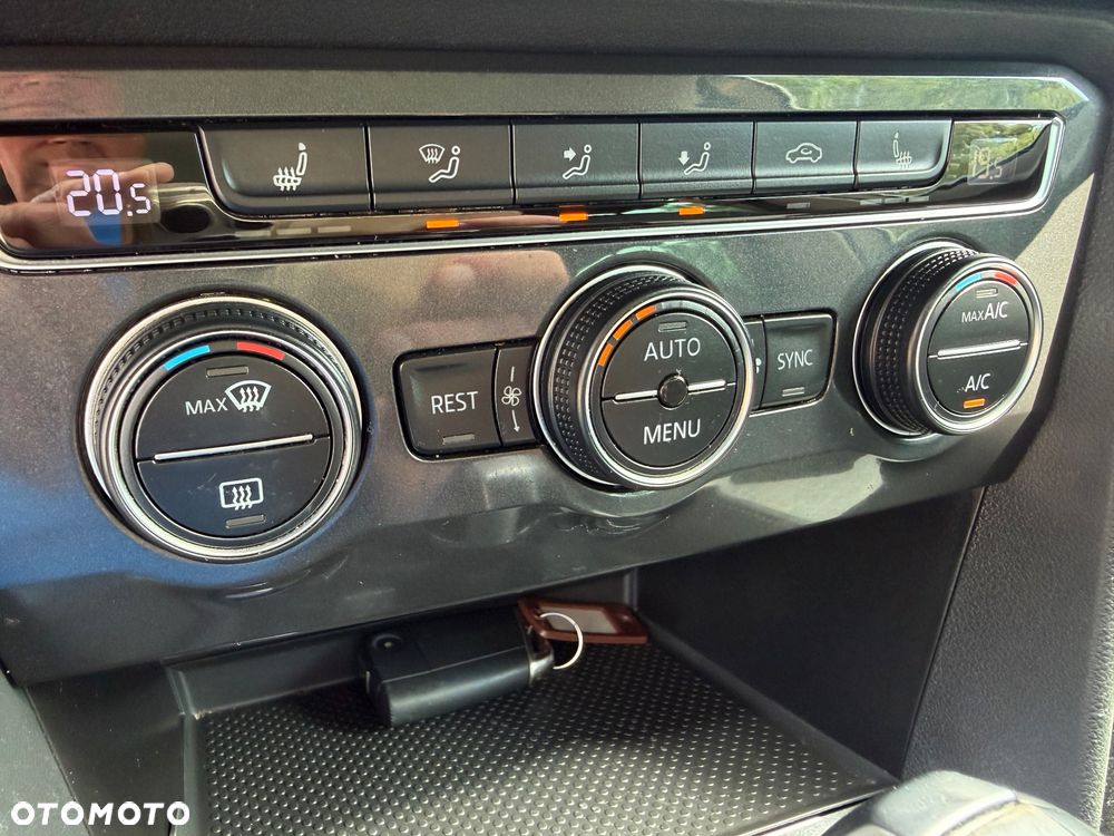 Volkswagen Tiguan 2.0 TDI SCR (BlueMotion Technology) DSG Comfortline - 19