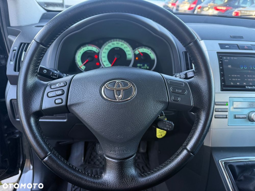 Toyota Corolla Verso 1.8 Sol + 7os - 10