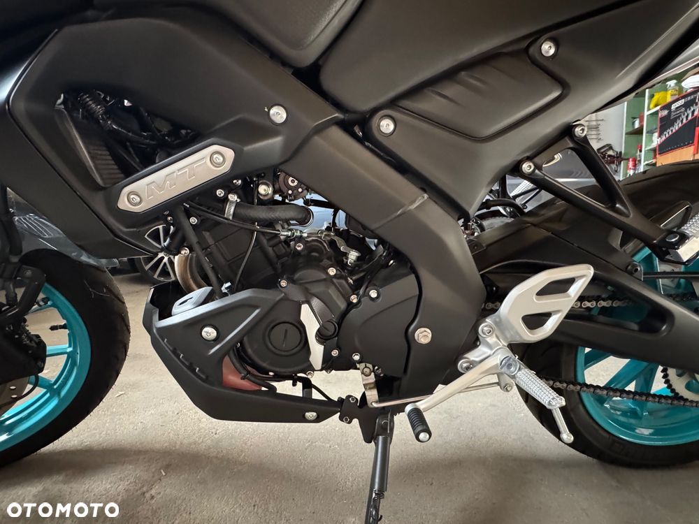 Yamaha MT - 8