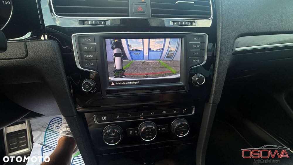 Volkswagen Golf Variant 2.0 TDI SCR DSG R-Line - 21