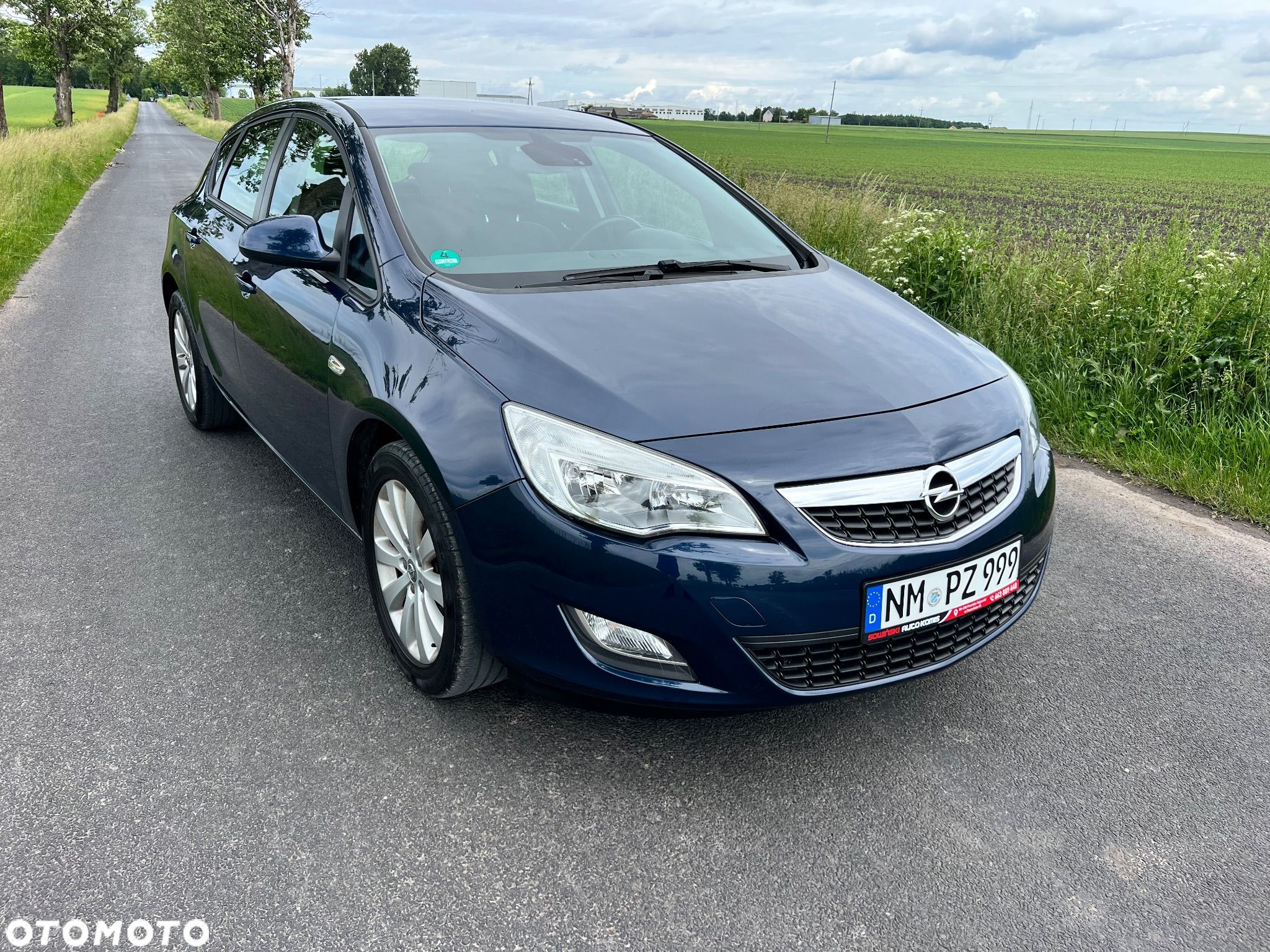 Opel Astra 1.6 Turbo Sports Tourer - 1