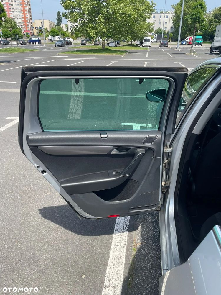 Volkswagen Passat 2.0 TDI Comfortline - 30