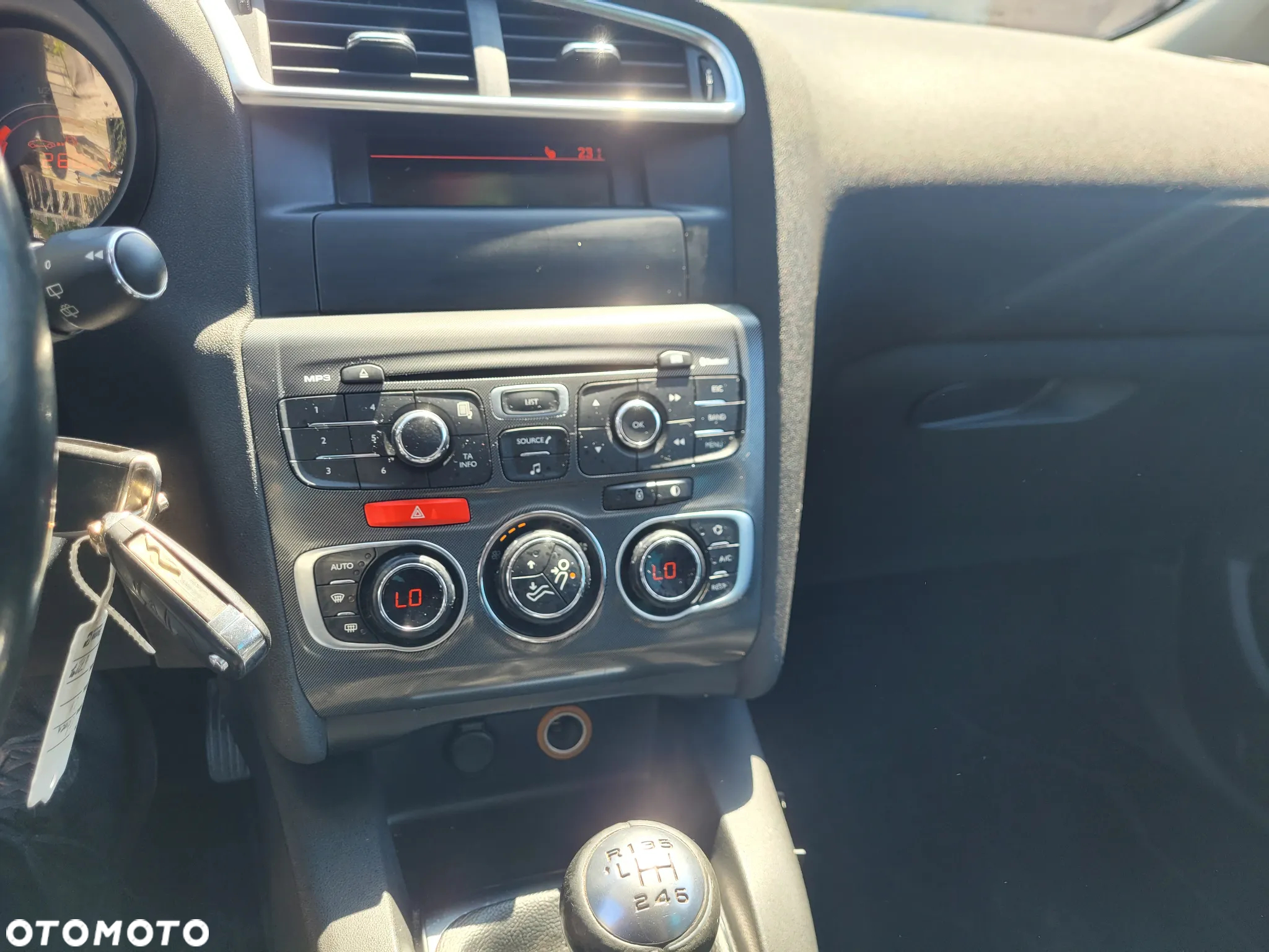 Citroën C4 1.6 HDi Exclusive - 13