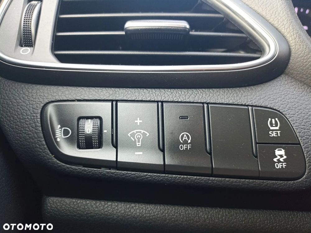 Hyundai i30 1.0 T-GDI Modern - 26