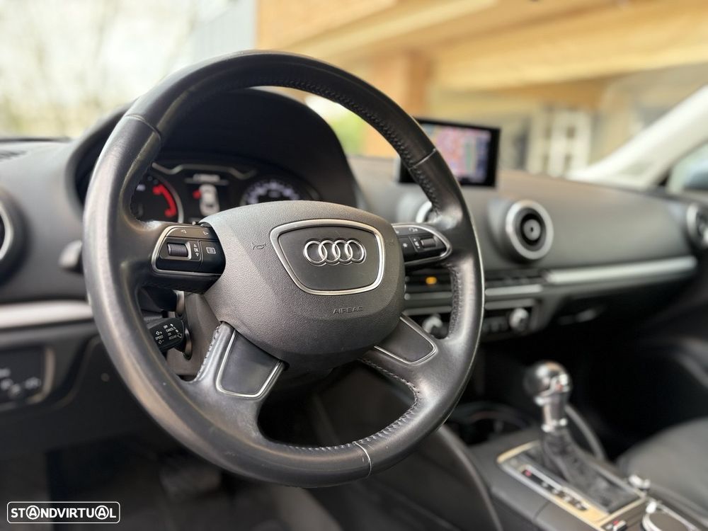 Audi A3 Limousine 1.6 TDI Sport S tronic - 8