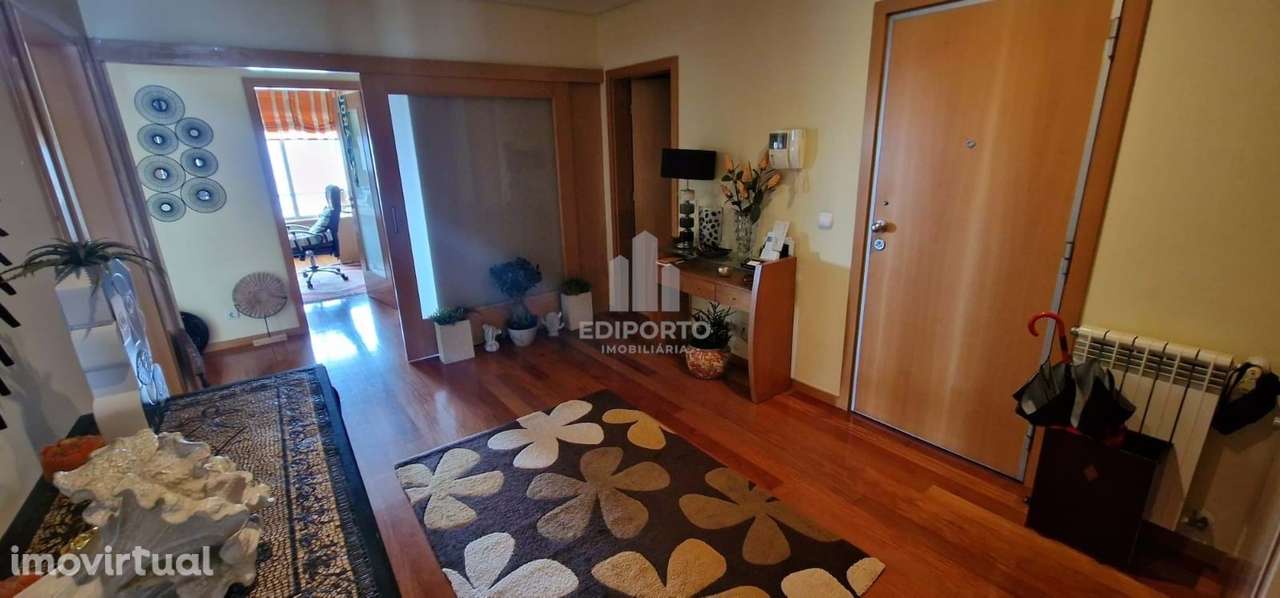 Apartamento T5 , último piso, centro de Vila Nova de Gaia, junto ao Me - Grande imagem: 5/43