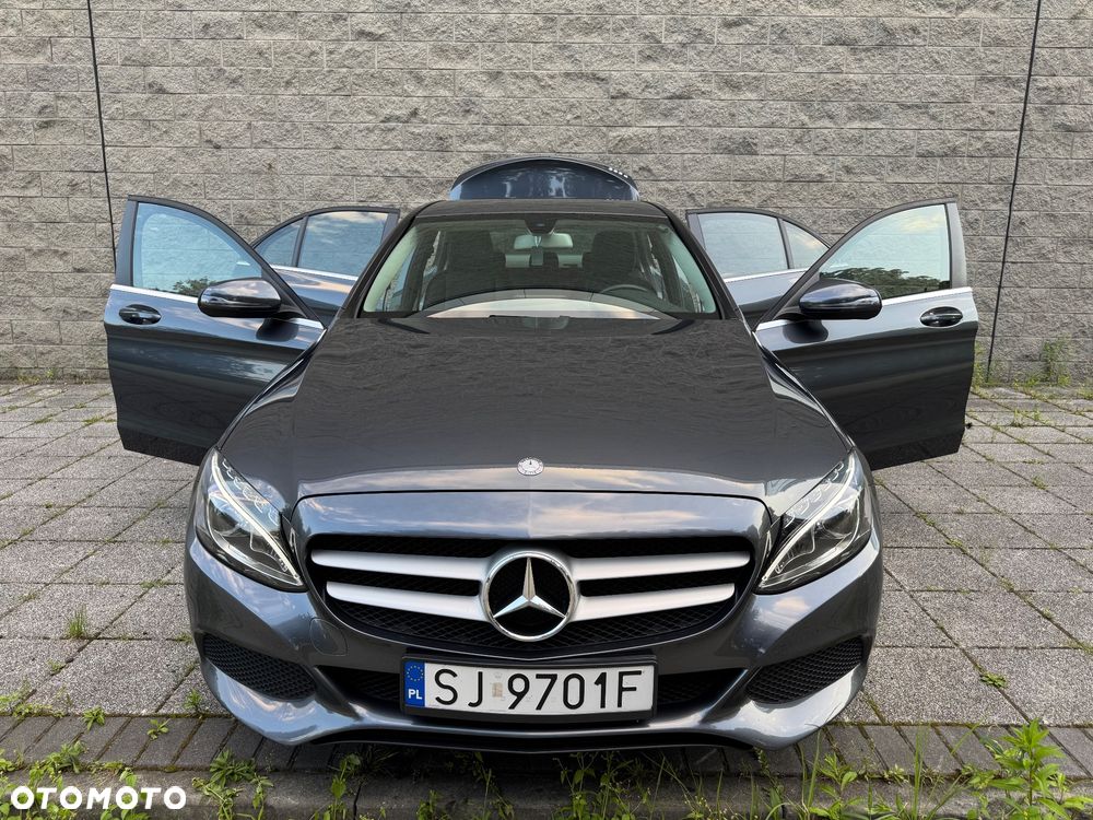 Mercedes-Benz Klasa C 200 7G-TRONIC Exclusive - 4