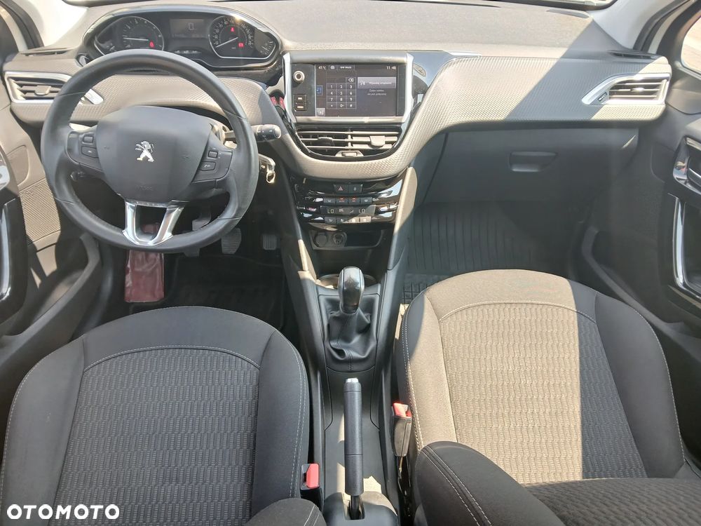 Peugeot 208 1.2 PureTech Active - 8