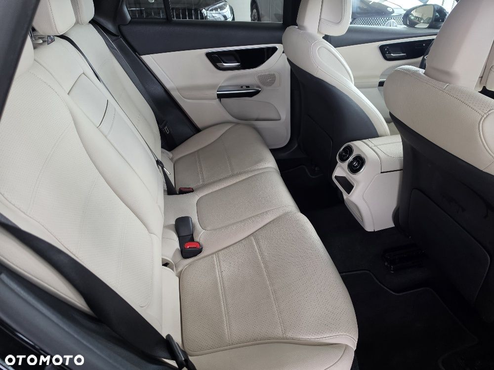 Mercedes-Benz GLC 200 mHEV 4-Matic AMG Line - 8