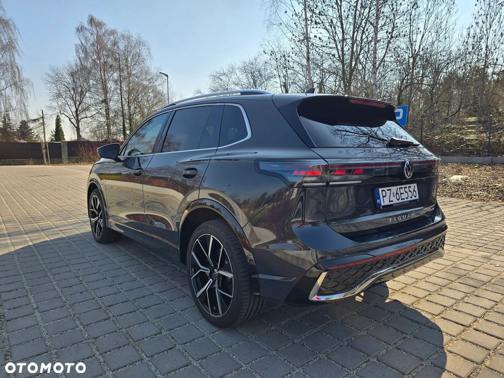Volkswagen Tiguan - 11