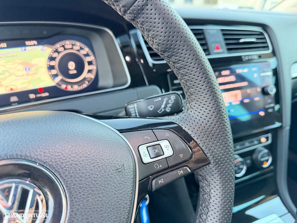 VW Golf Variant 1.6 TDi R-Line - 26