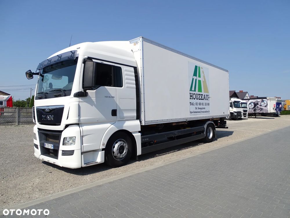 MAN TGX 18.480 BDF z Kontenerem - 2