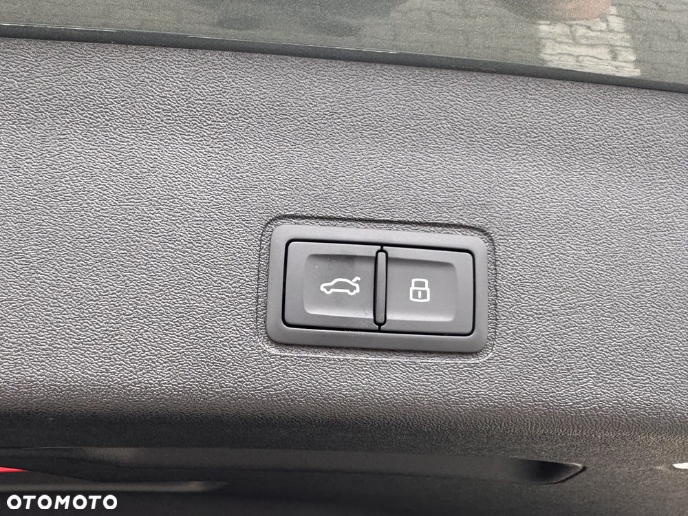 Audi Q3 TFSI mHEV 110 kW S tronic - 28