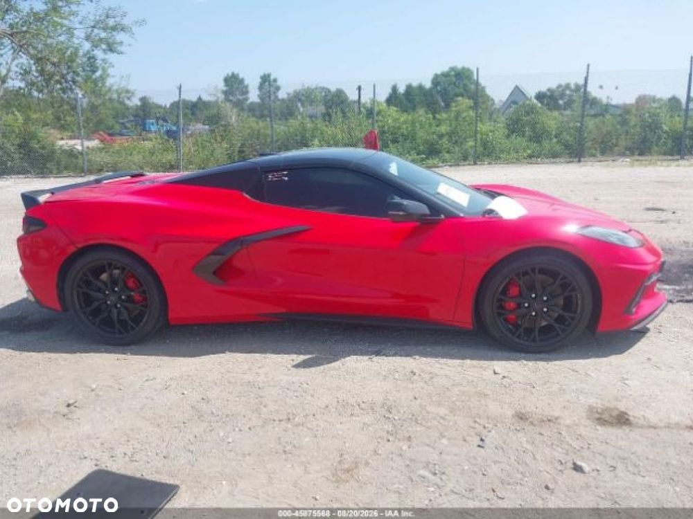 Chevrolet Corvette - 6