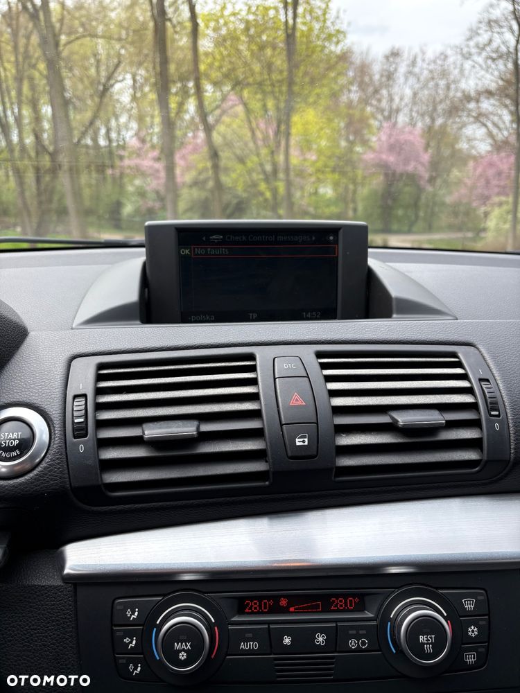 BMW Seria 1 118d DPF Edition Sport - 14