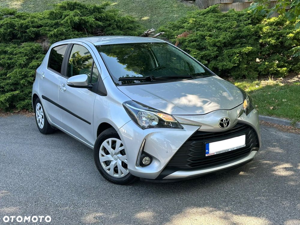 Toyota Yaris 1.5 Premium - 1
