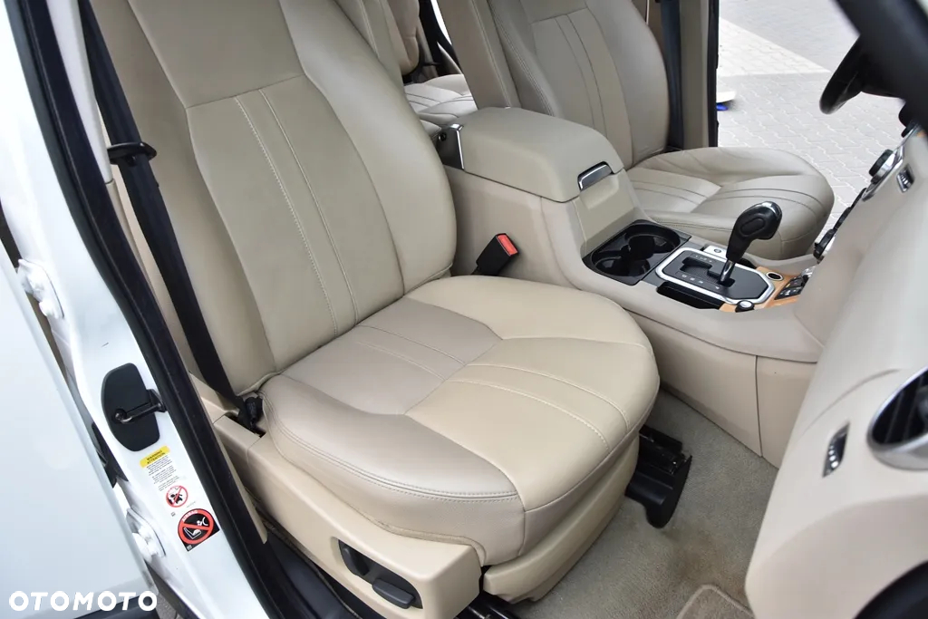 Land Rover Discovery IV 5.0 V8 HSE - 35