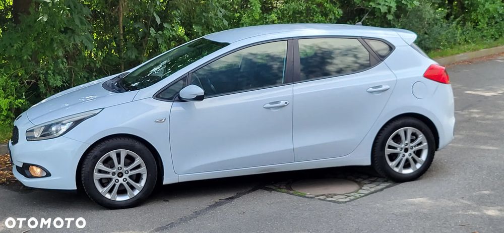 Kia Ceed 1.6 GDI Fifa World Cup Edition - 10