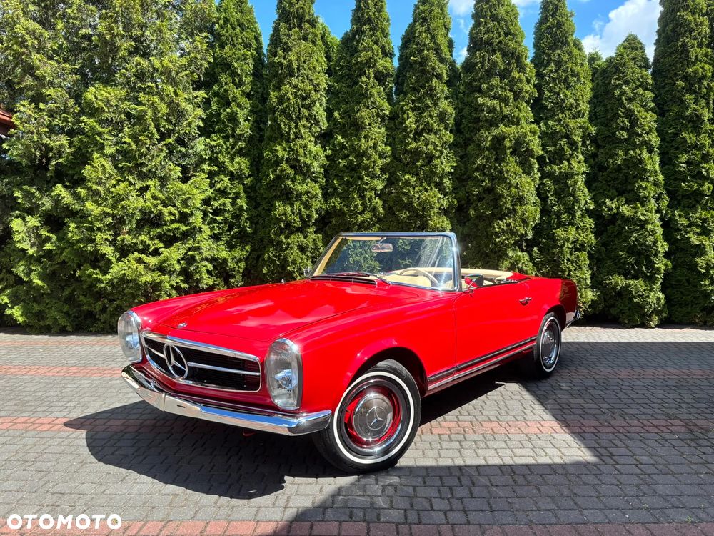Mercedes-Benz SL - 1