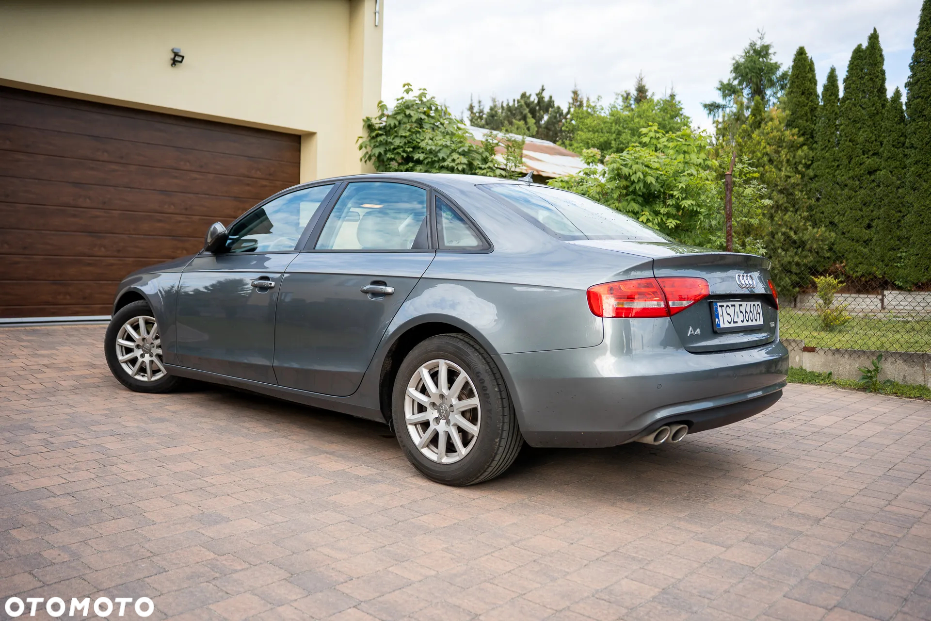 Audi A4 2.0 TDI 112g - 14