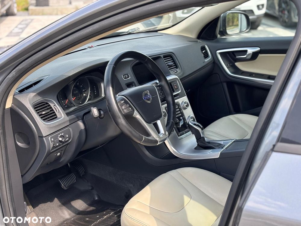 Volvo S60 - 16