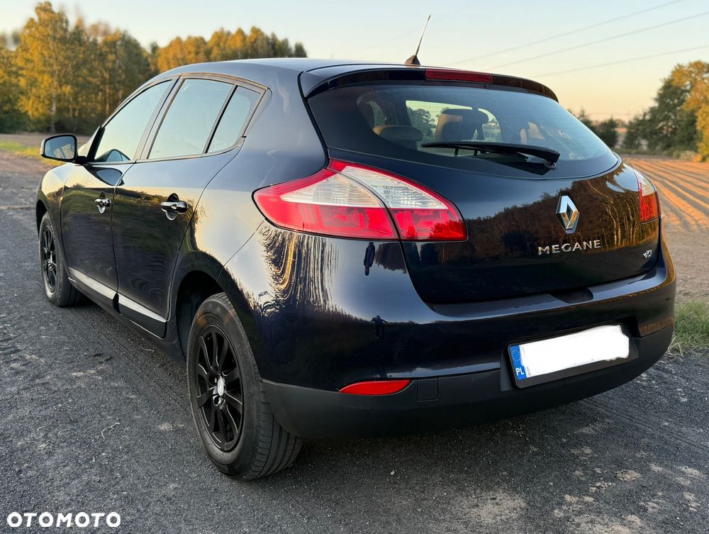 Renault Megane 1.5 dCi Authentique - 4